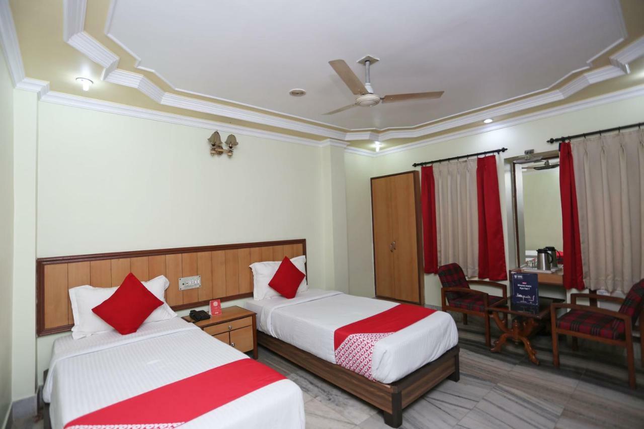 Oyo 24916 Hotel Aquatic Palace Kalyani Extérieur photo